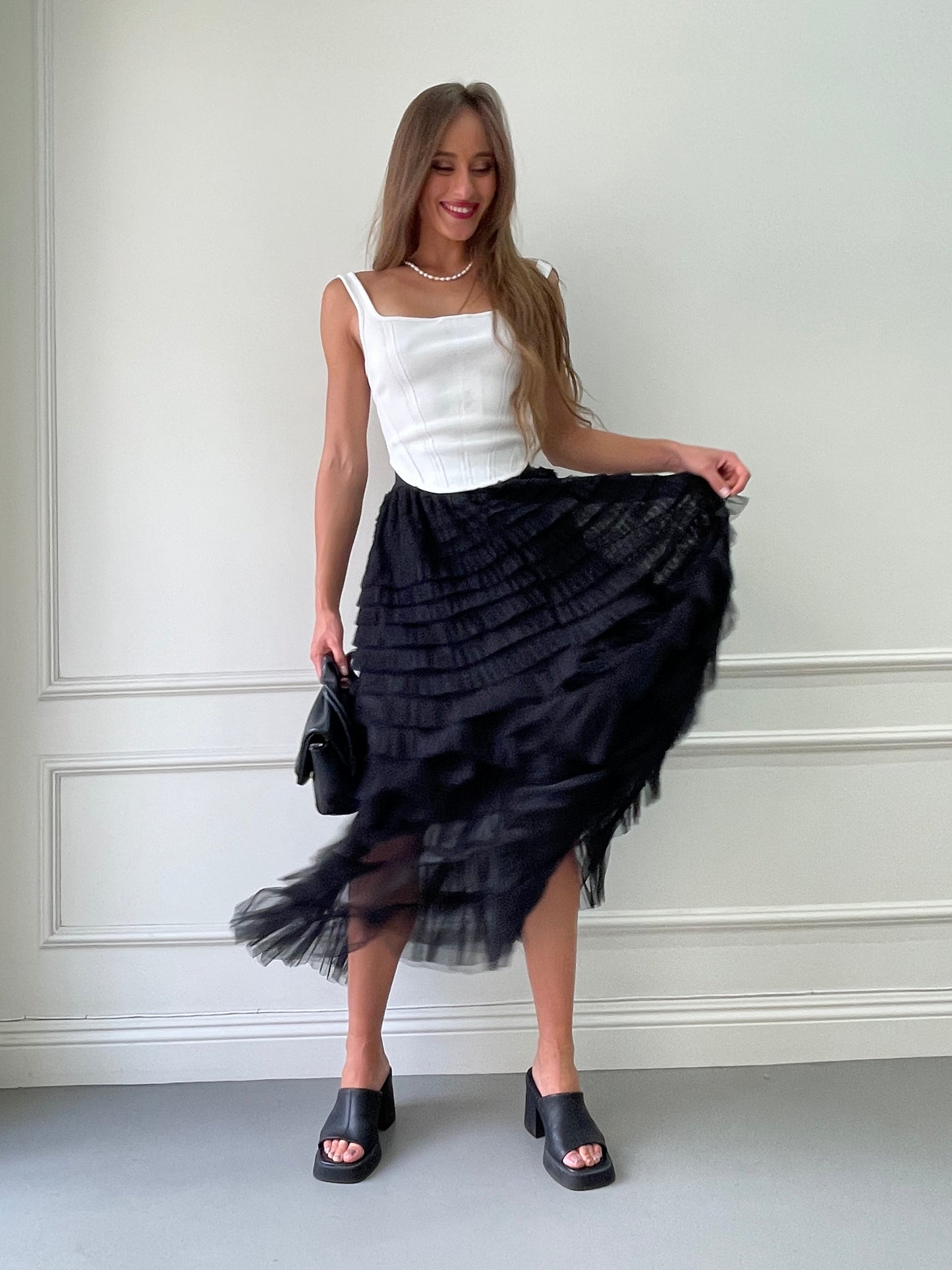 Polly black skirt